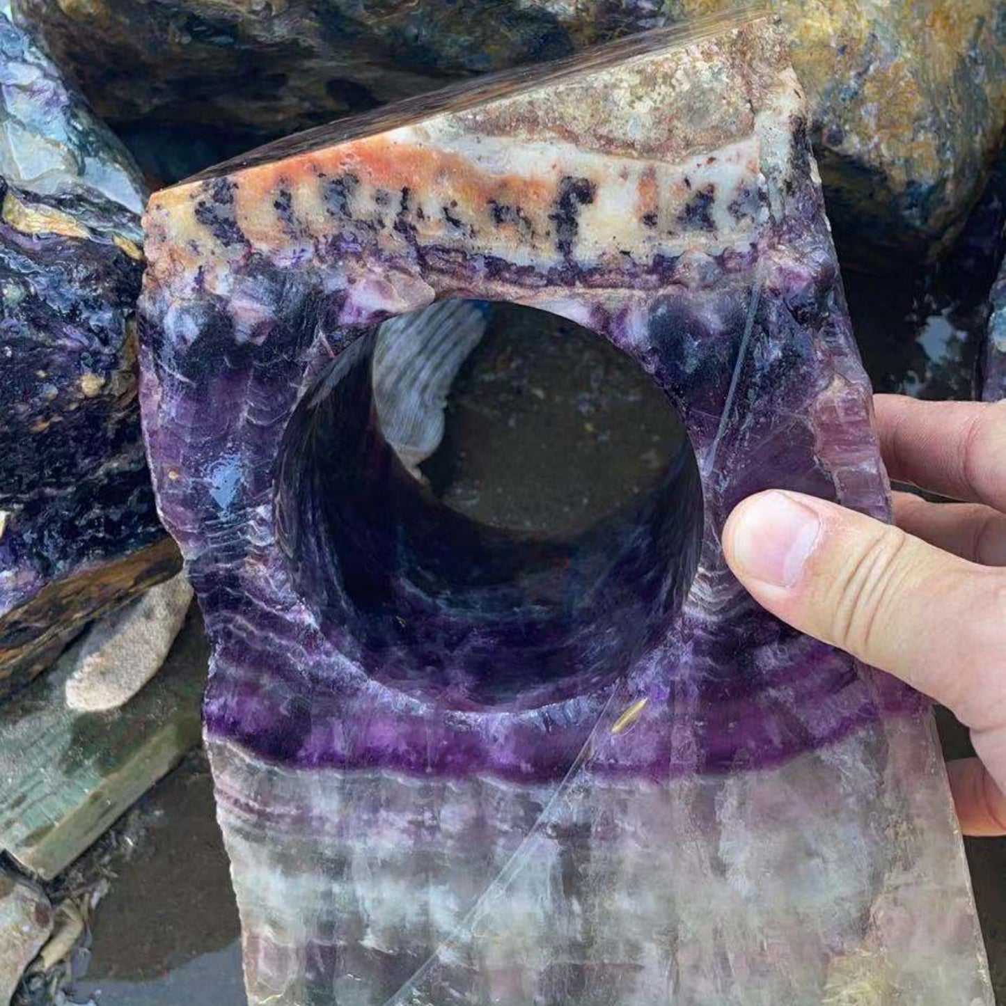 Fluorite lamp bucket