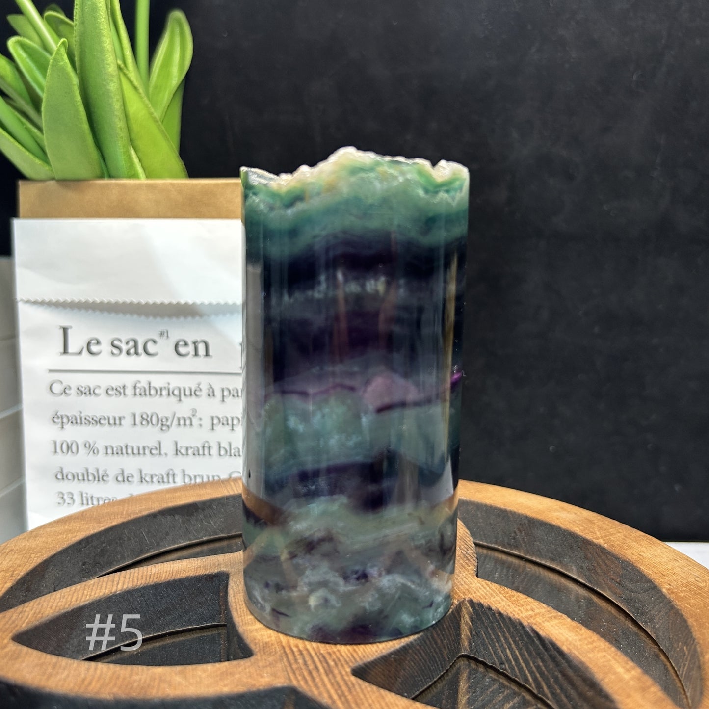 Fluorite lamp bucket